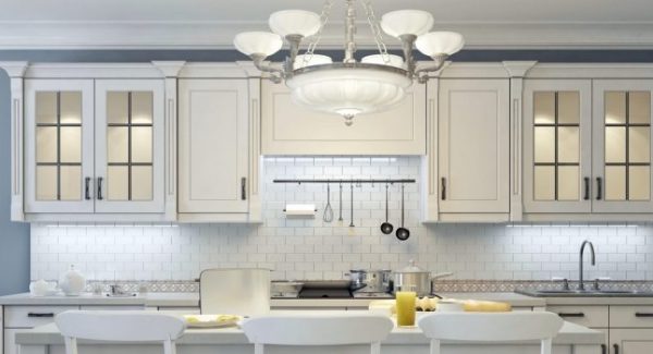 white kitchen cabinets