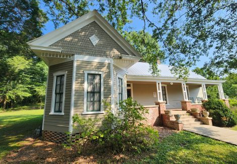 Historic Rowan House Exterior Painting