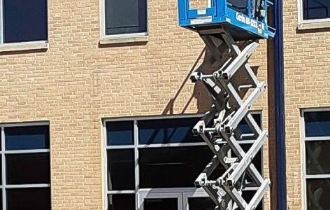 Scissor Lift for Window Painting