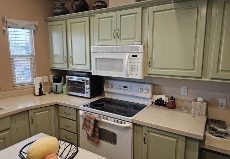 Residential Kitchen Cabinet Painting