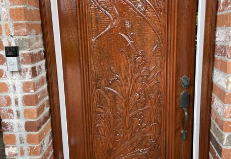 Artisanal door refinishing