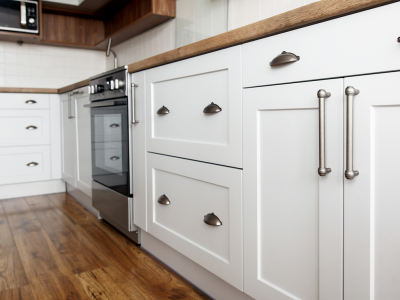 white painted kitchen cabinets